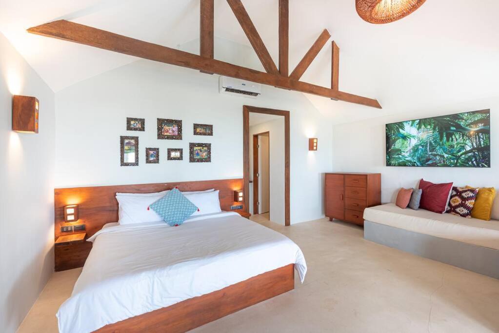 Photo of Bedroom in Catangnan