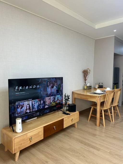 Photo of Livingroom in Clark Freeport