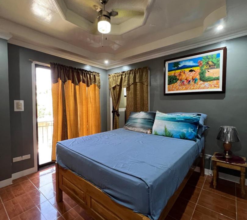 Photo of Bedroom in Lila