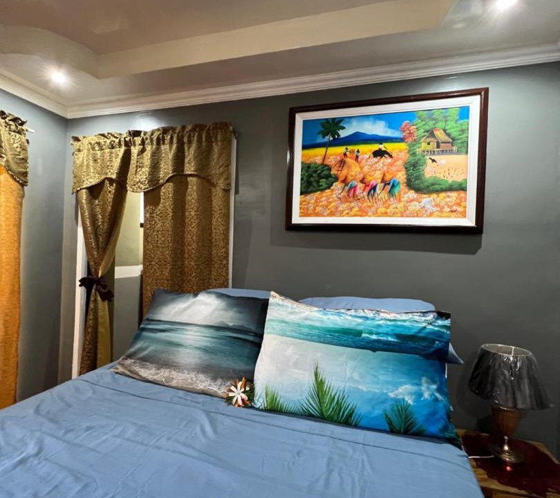 Photo of Bedroom in Lila