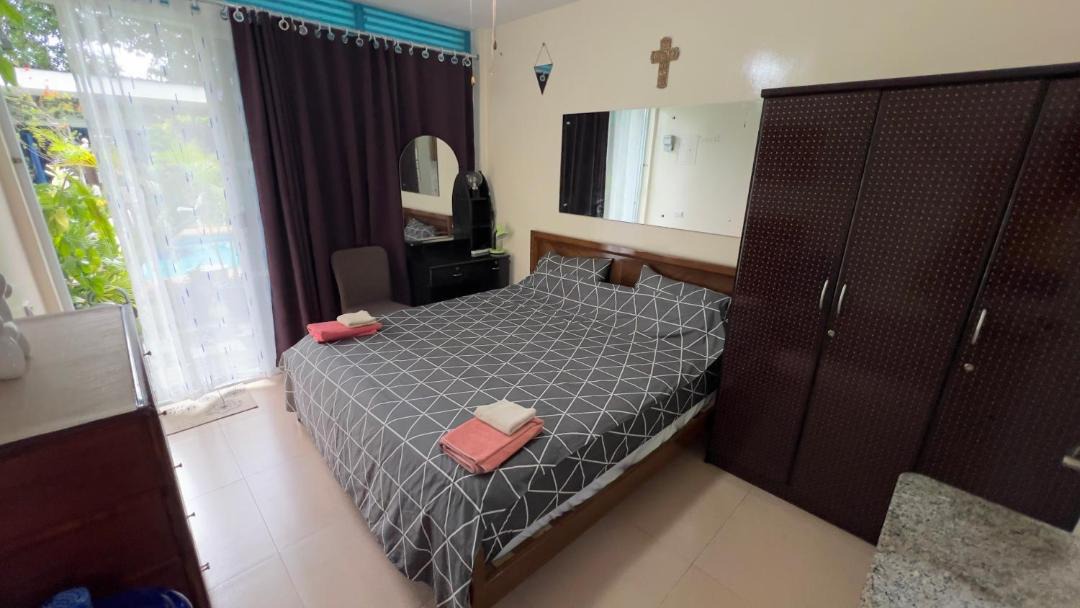 Photo of Bedroom in Looc