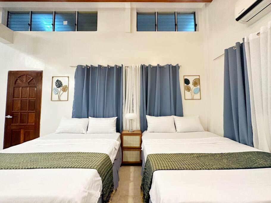 Photo of Bedroom in Manoc-Manoc