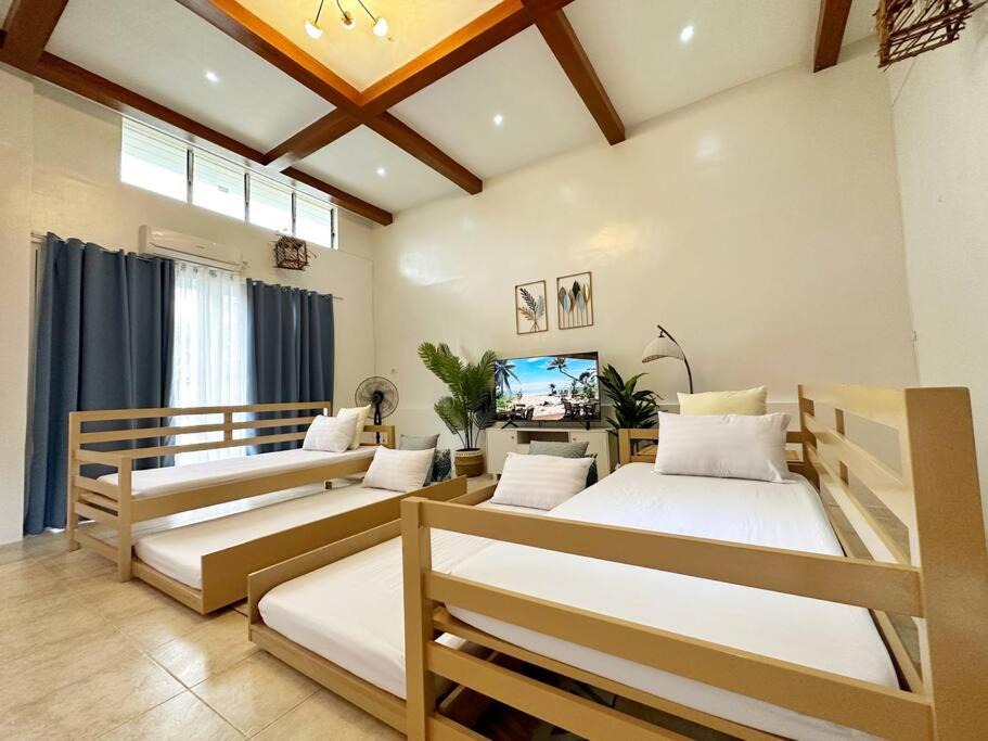 Photo of Bedroom in Manoc-Manoc