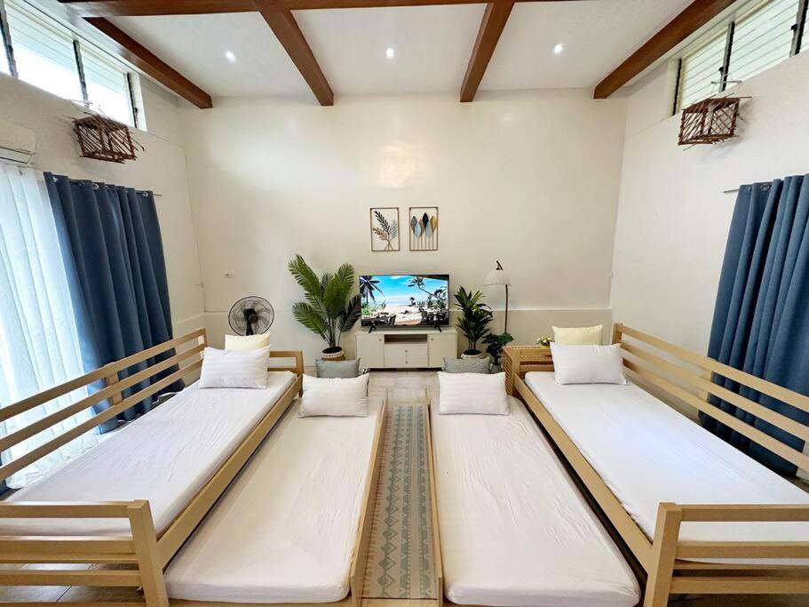 Photo of Bedroom in Manoc-Manoc