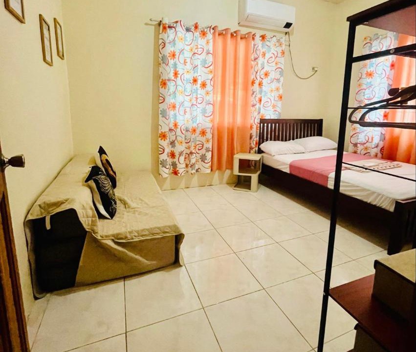 Photo of Livingroom in Dipolog