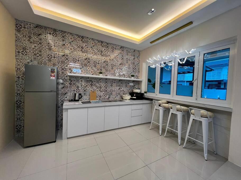Photo of Kitchen in Taman Pakatan