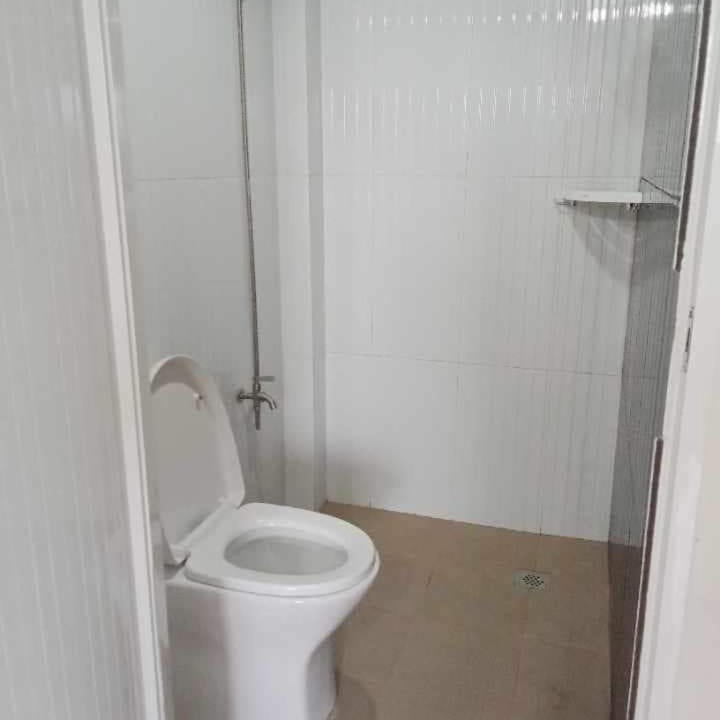 Photo of Bathroom in San Fernando
