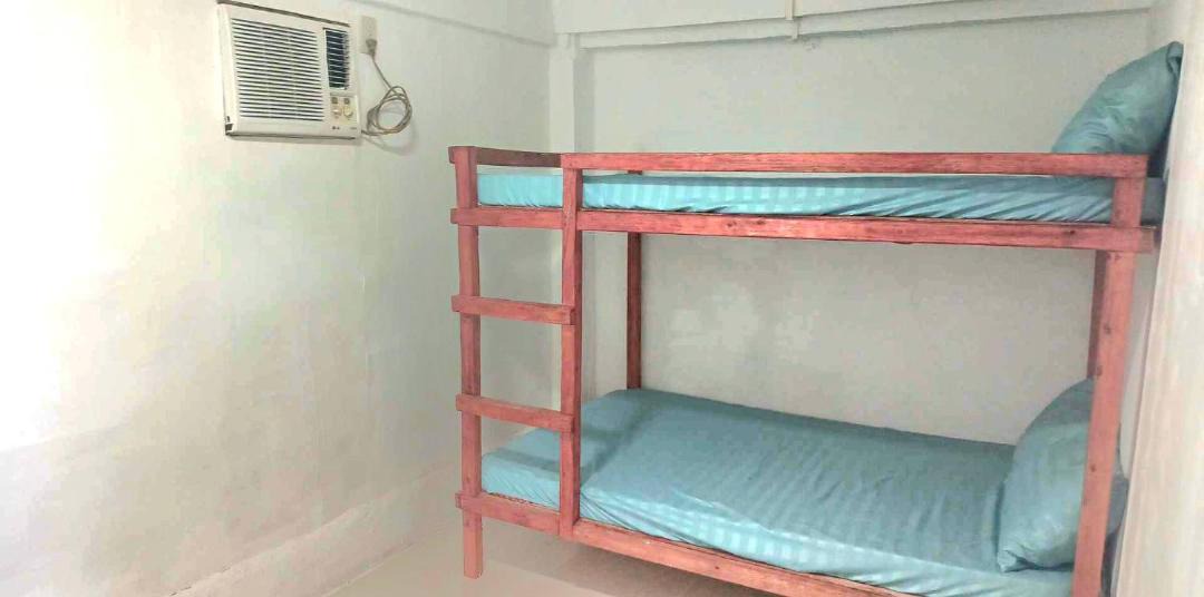 Photo of Bedroom in Tingloy
