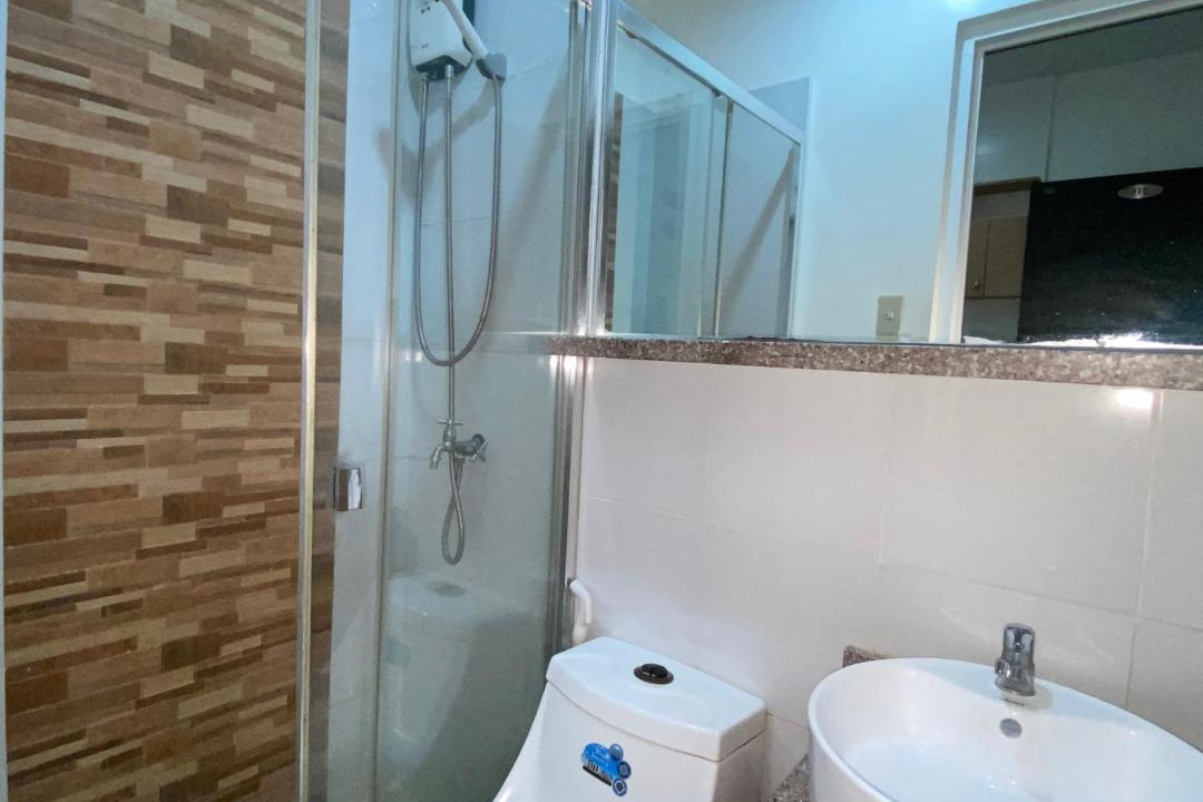 Photo of Bathroom in Las Pinas