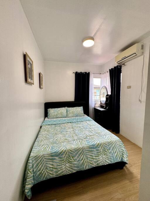 Photo of Bedroom in Angeles City