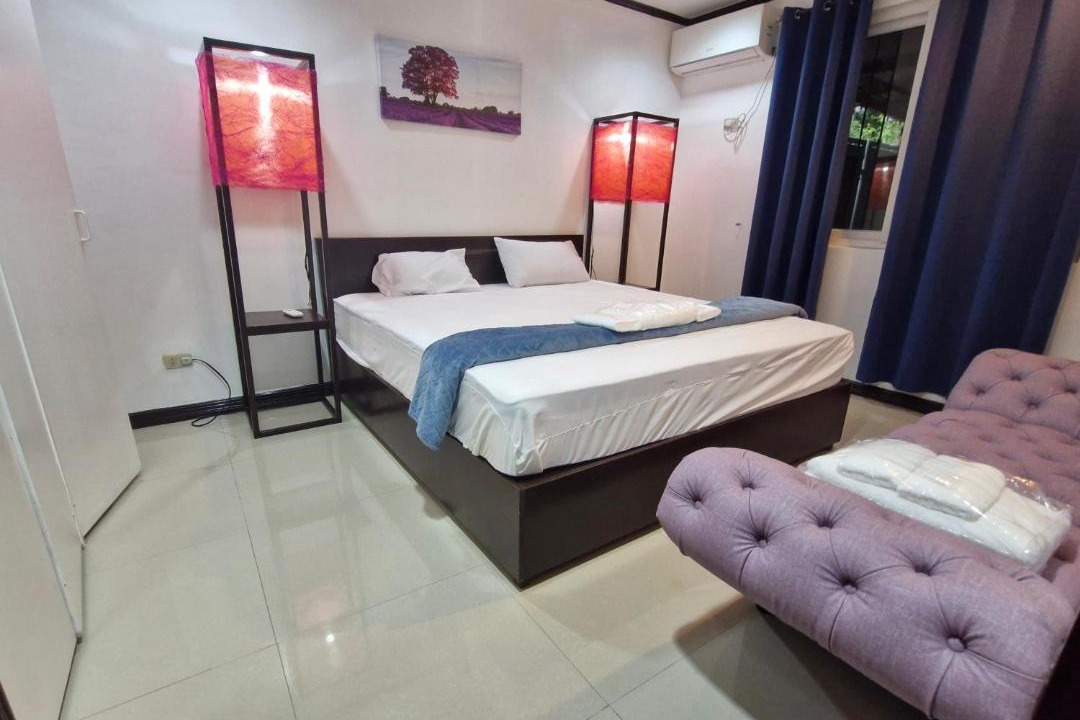 Photo of Bedroom in Clark