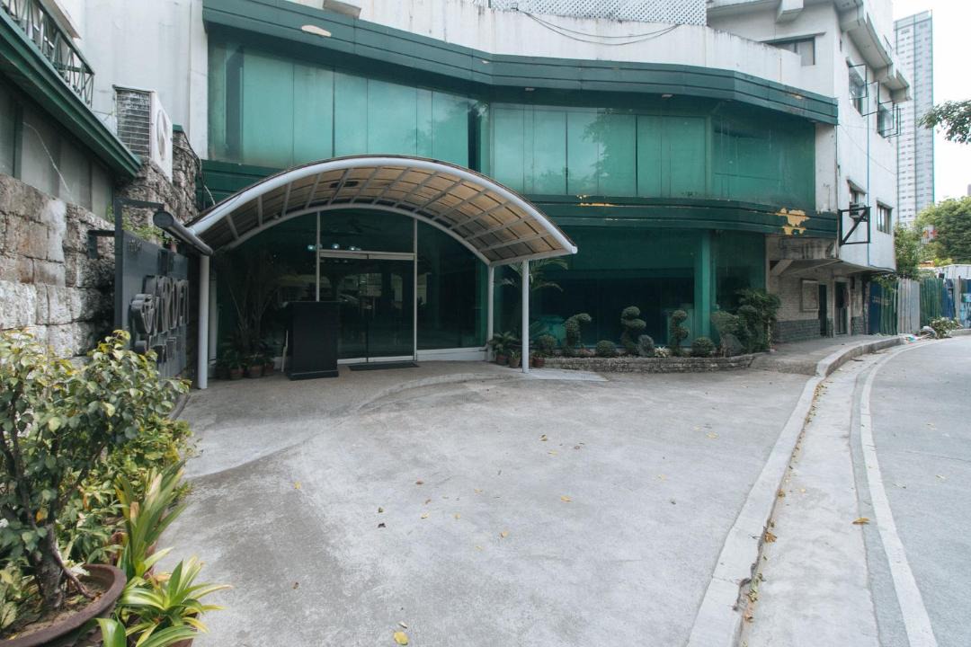 Photo of Buildings in Quiapo
