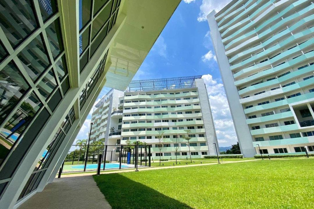 Photo of Buildings in Quezon City