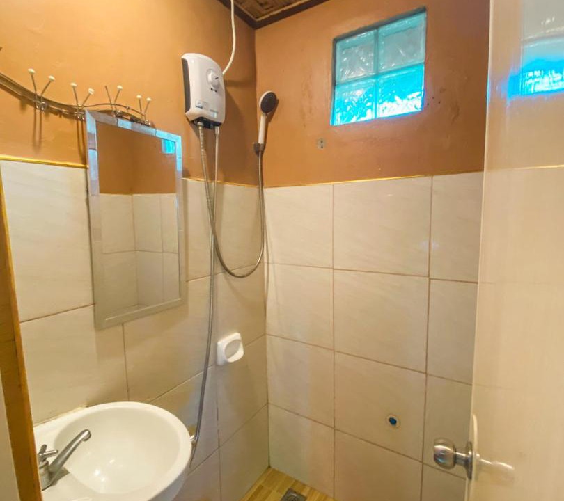 Photo of Bathroom in Port Barton