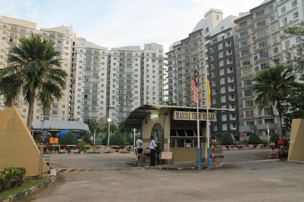 Photo of Buildings in Baharu