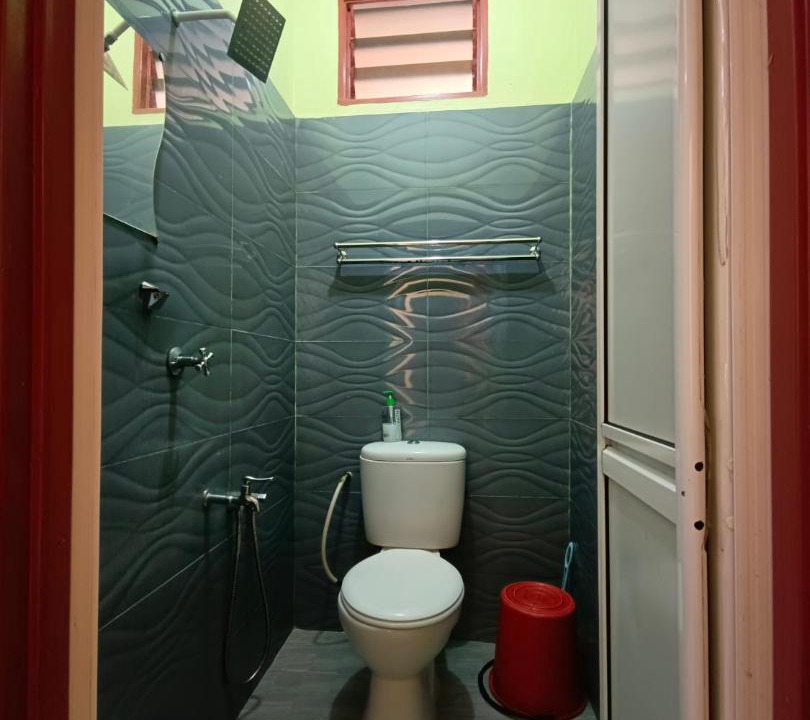 Photo of Bathroom in Kampung Pasir Hantu