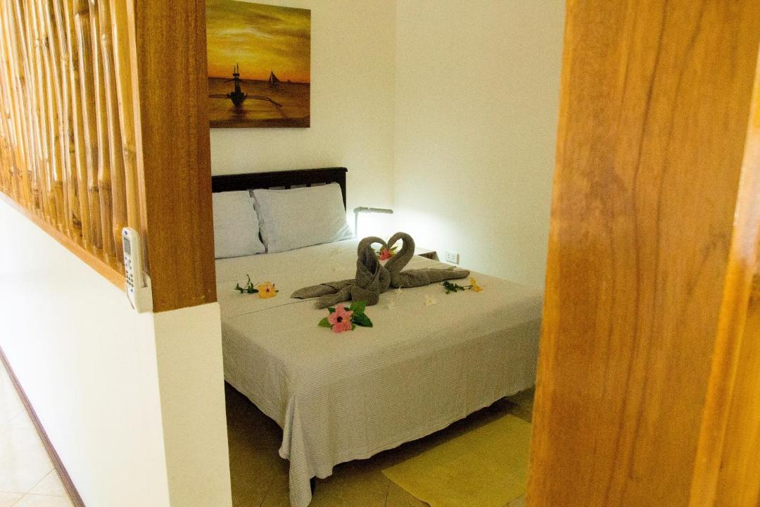 Photo of Bedroom in Manoc-Manoc