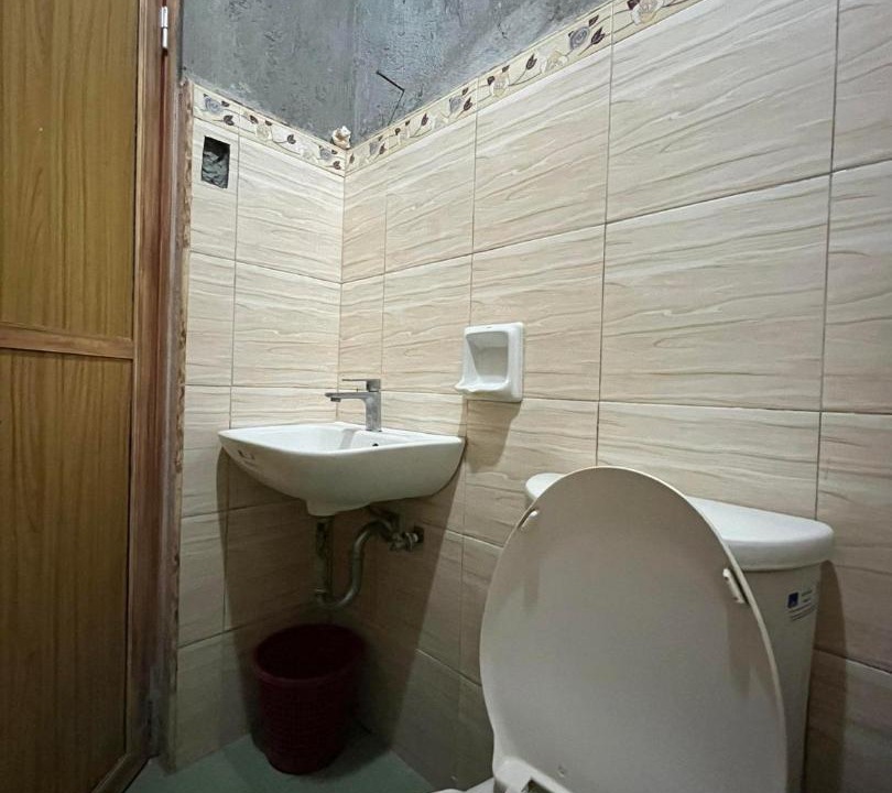 Photo of Bathroom in Larena