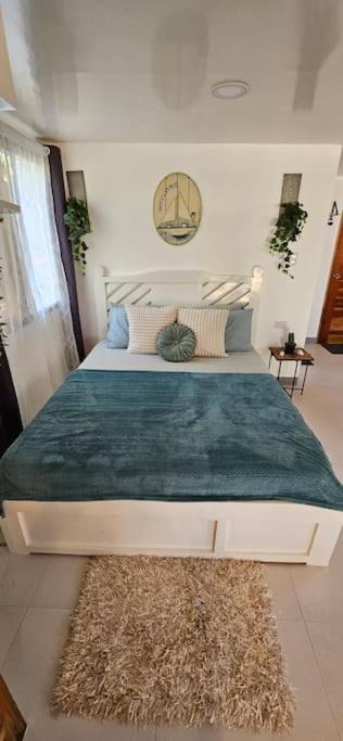 Photo of Bedroom in San Francisco Island