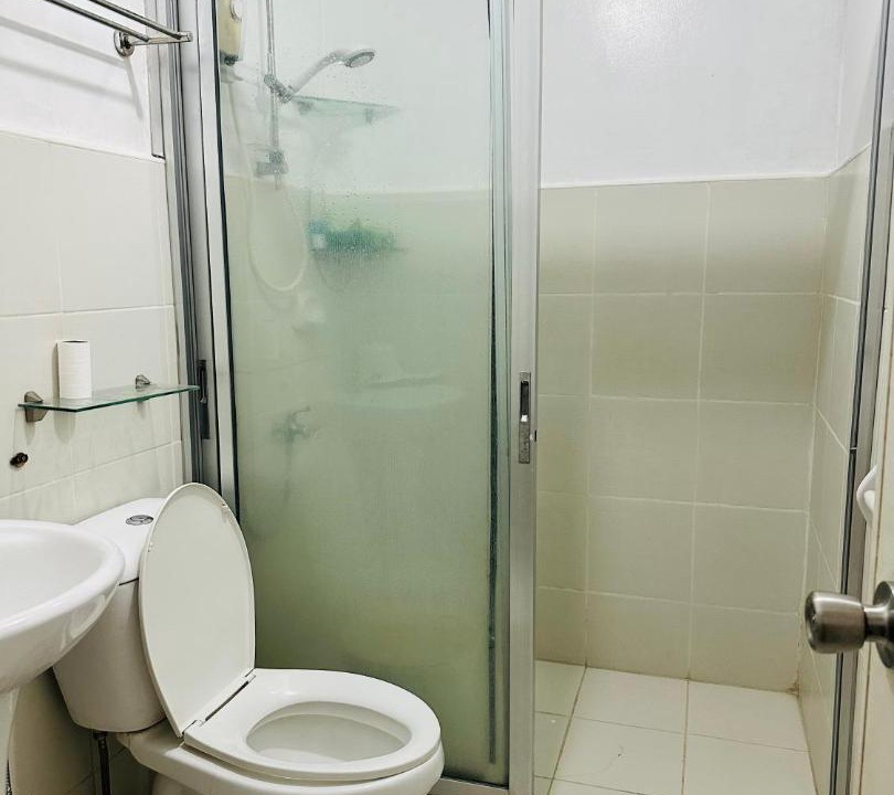 Photo of Bathroom in Moonwalk