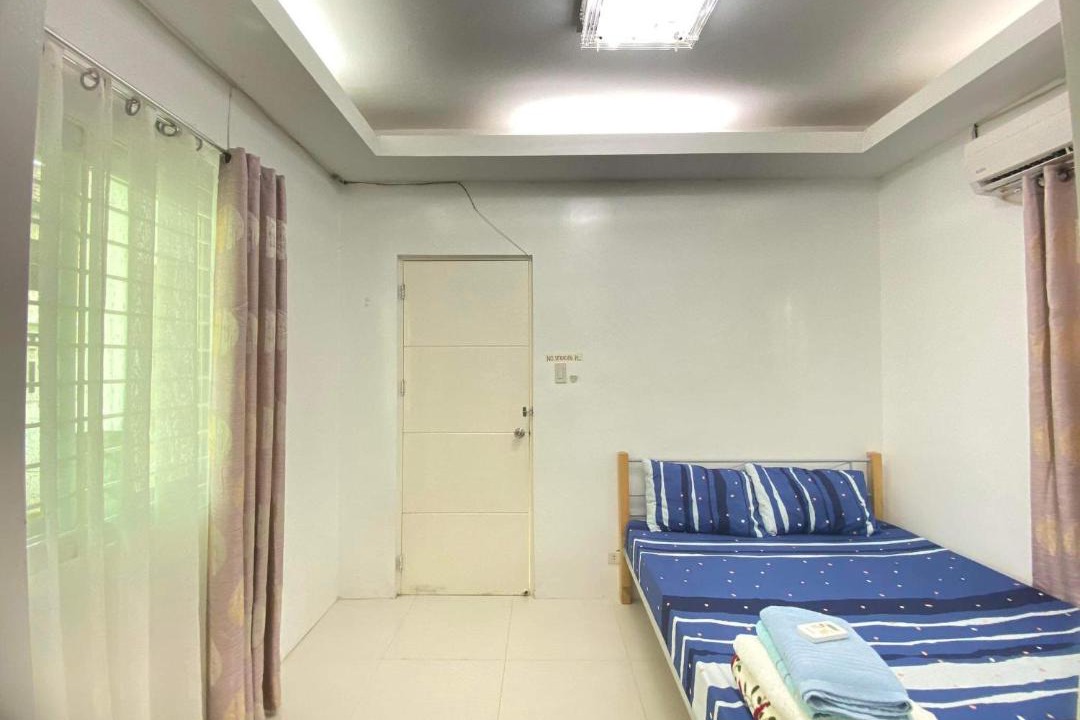 Photo of Bedroom in San Fernando