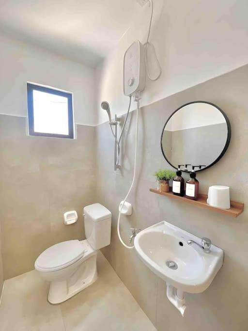 Photo of Bathroom in Suba Basbas