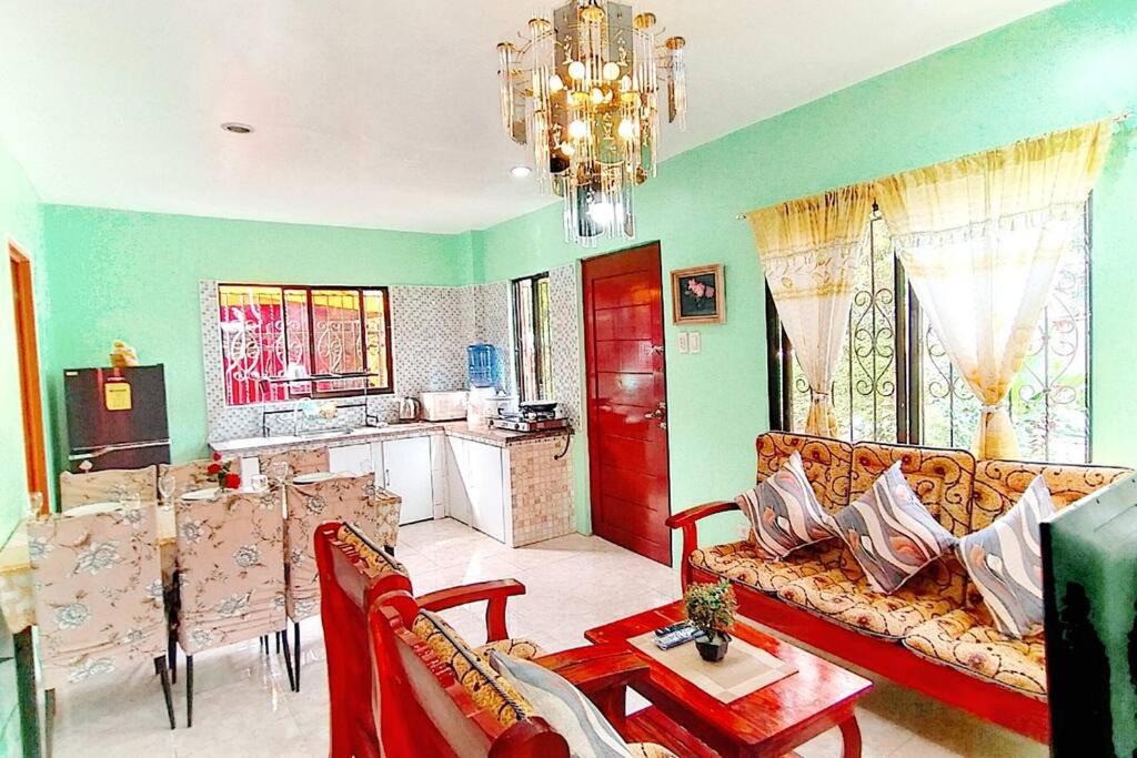 Photo of Livingroom in Liloan
