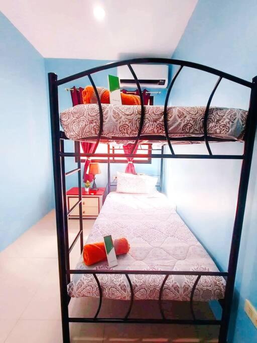 Photo of Bedroom in Liloan