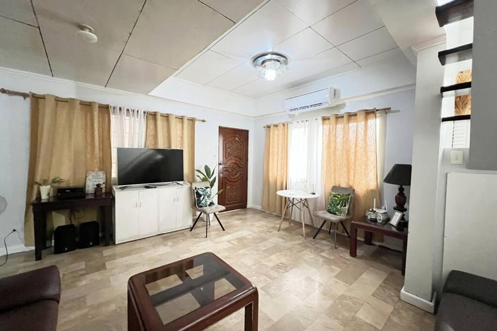 Photo of Livingroom in Matandang Balara
