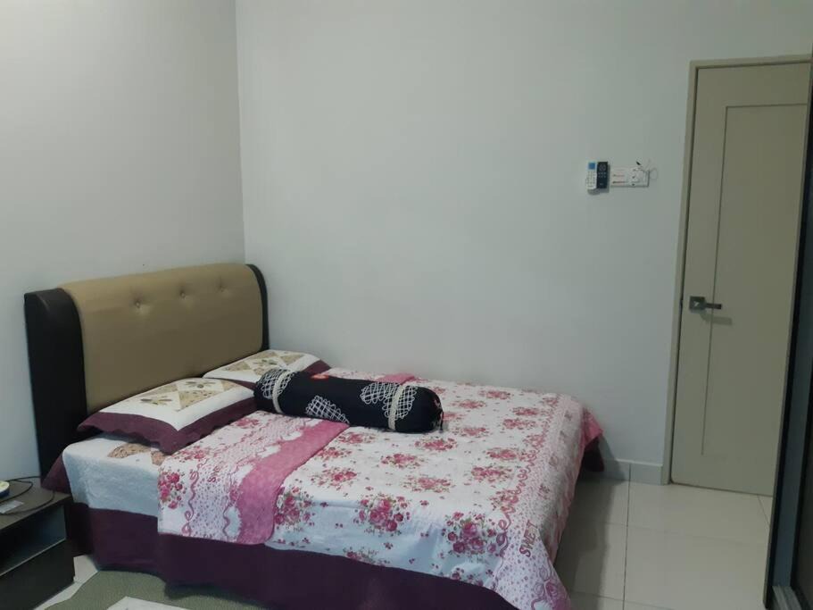 Photo of Bedroom in Bota