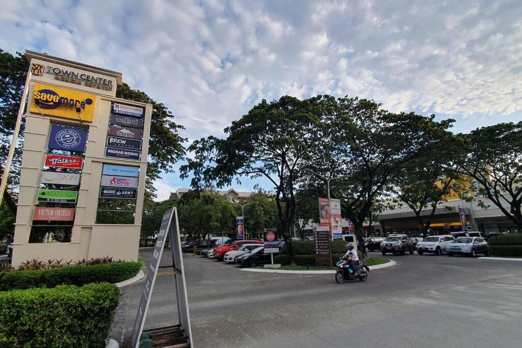 Photo of Buildings in Taguig