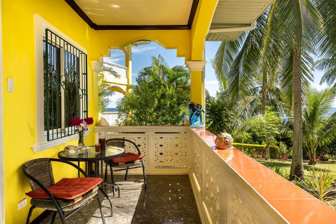 Photo of Patio Balcony in San Francisco Island