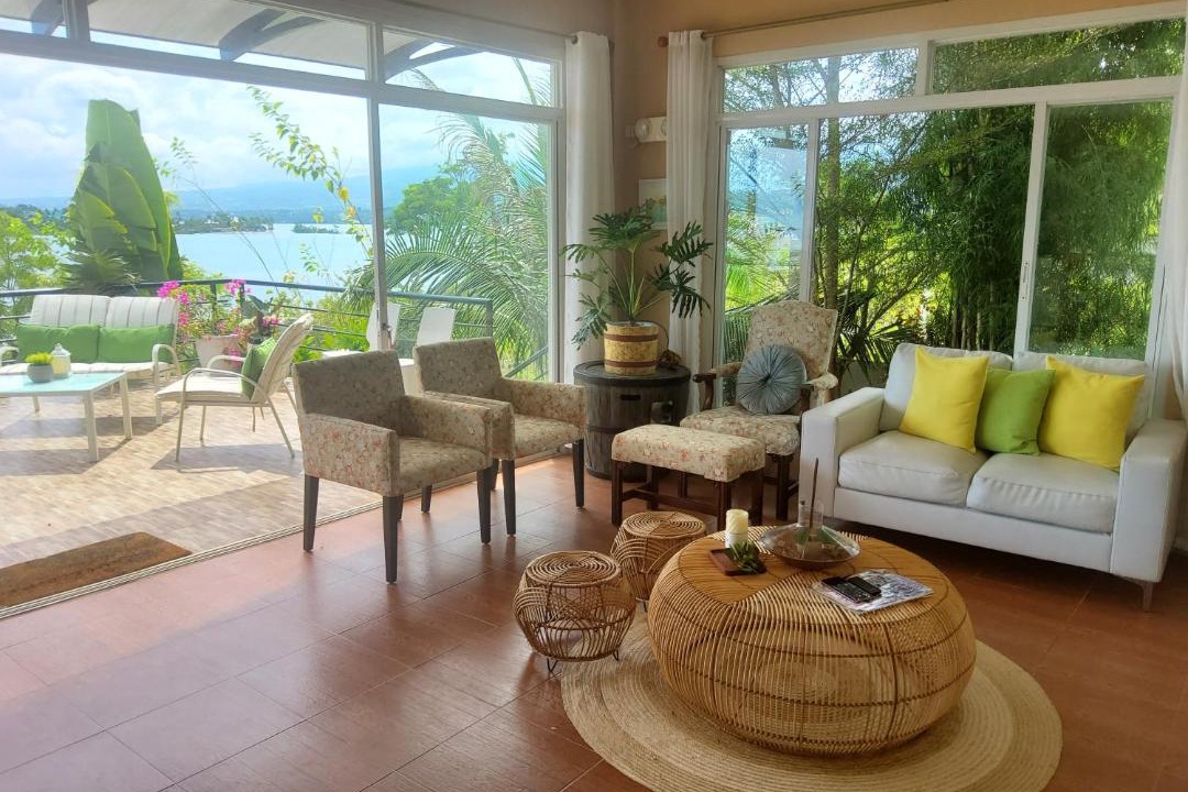 Photo of Livingroom in Badian