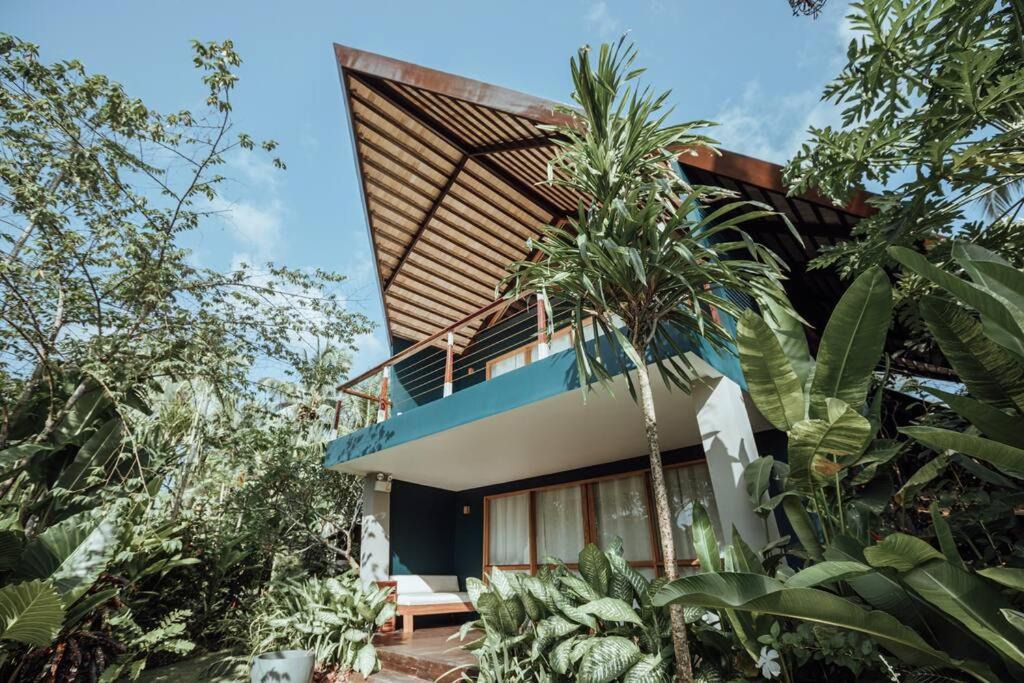 Photo of Buildings in Catangnan