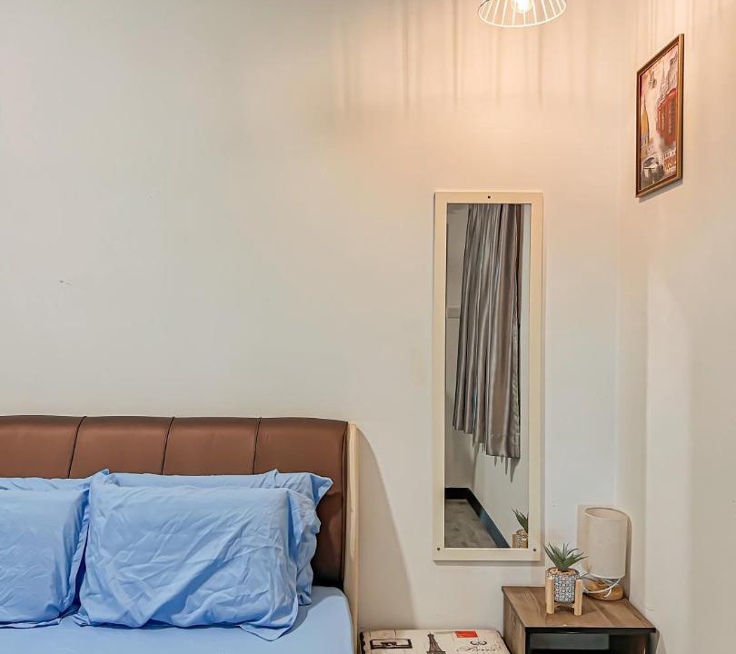Photo of Bedroom in Kampung Pasir