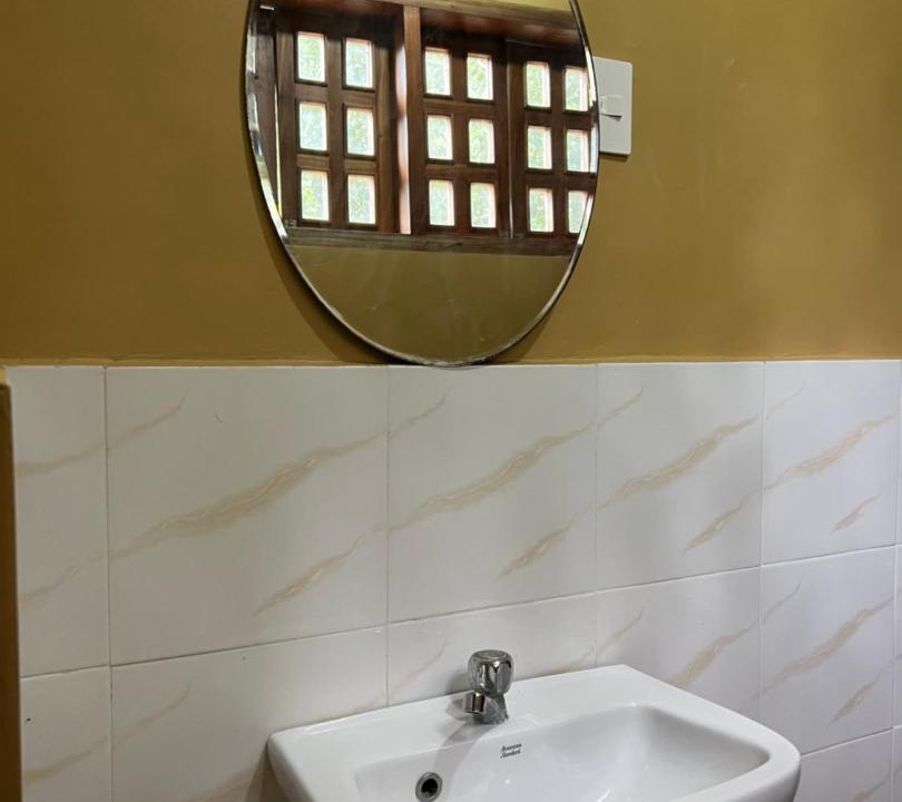 Photo of Bathroom in Larena