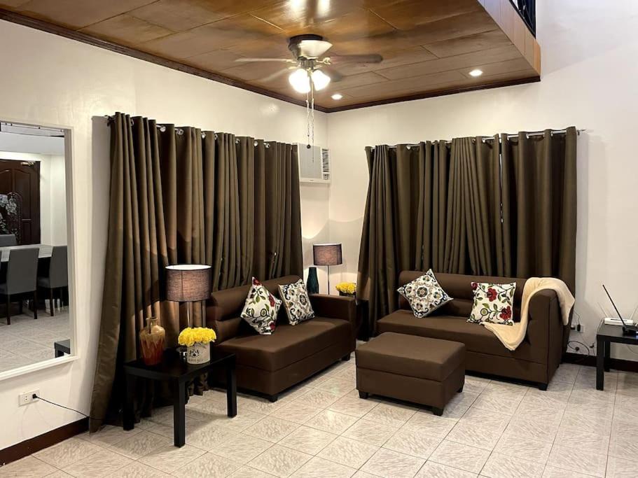 Photo of Livingroom in Anilao