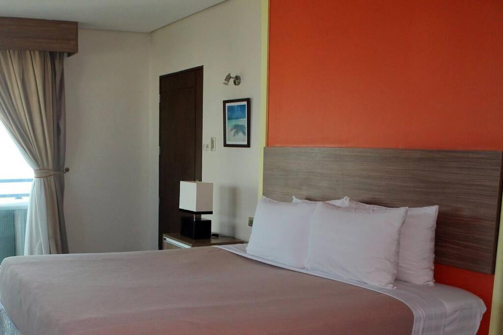 Photo of Bedroom in San Fernando