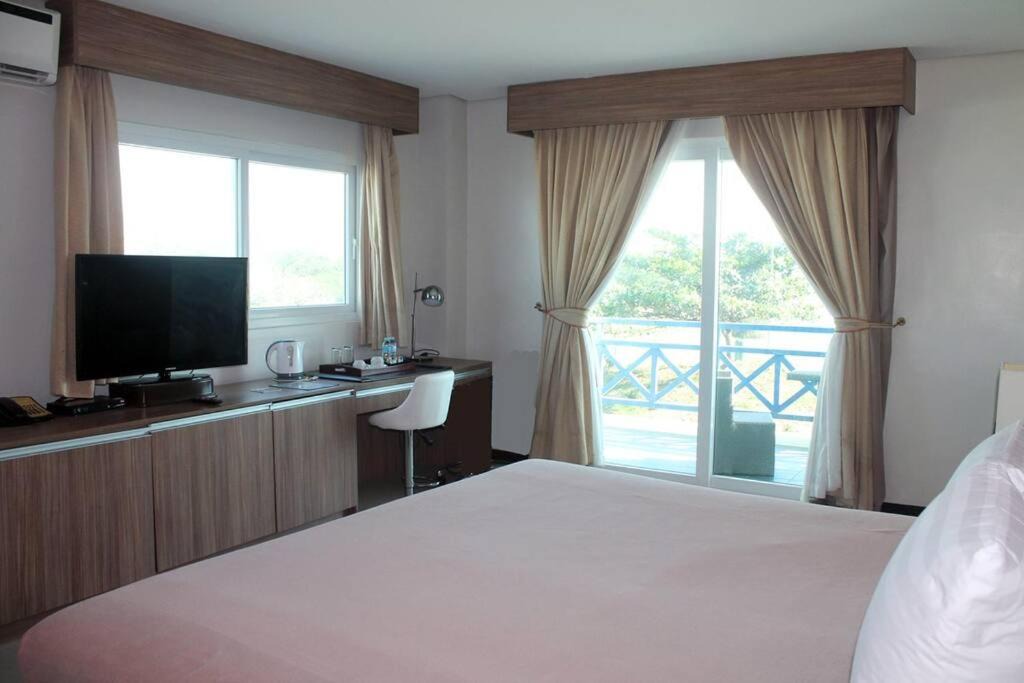Photo of Bedroom in San Fernando
