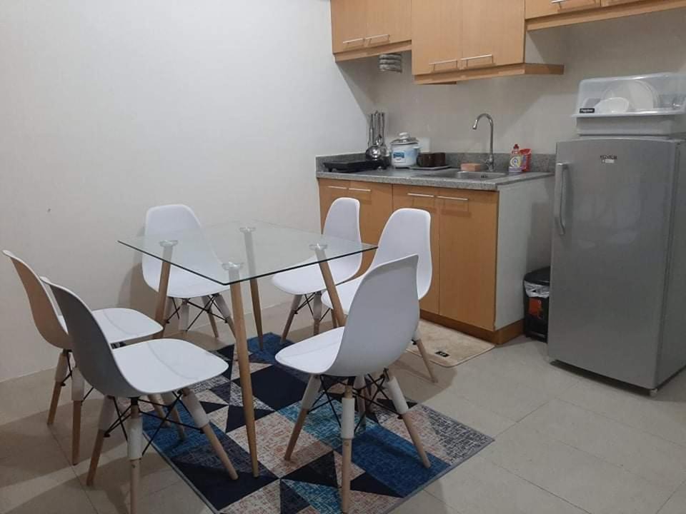 Photo of Kitchen in Wack-Wack Greenhills