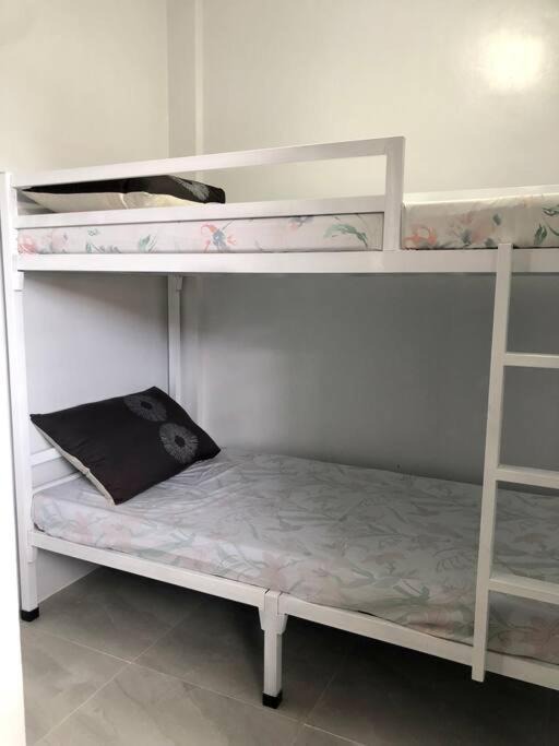 Photo of Bedroom in Dasmarinas
