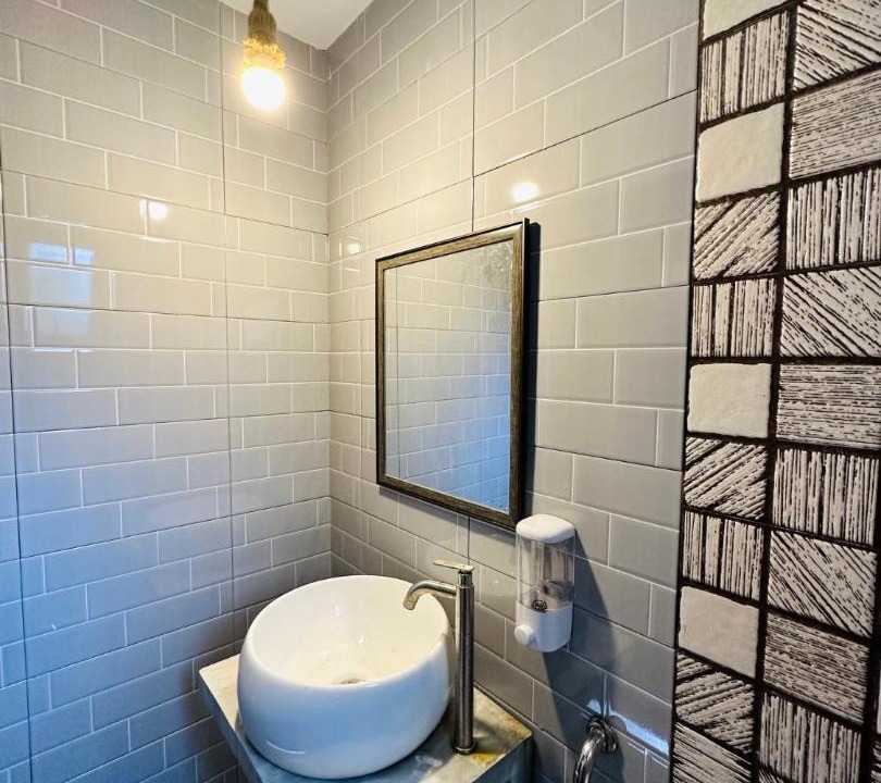 Photo of Bathroom in Lemery