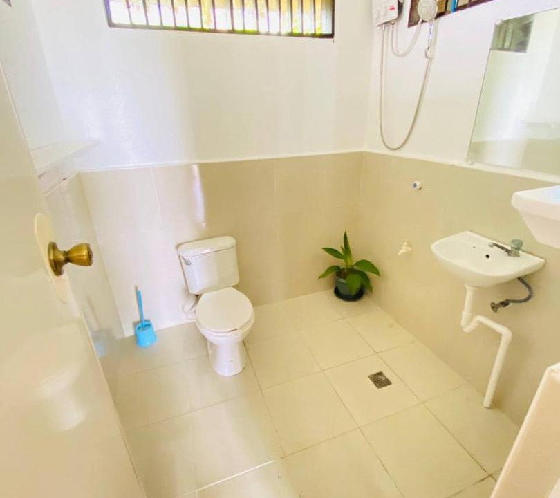 Photo of Bathroom in Catangnan