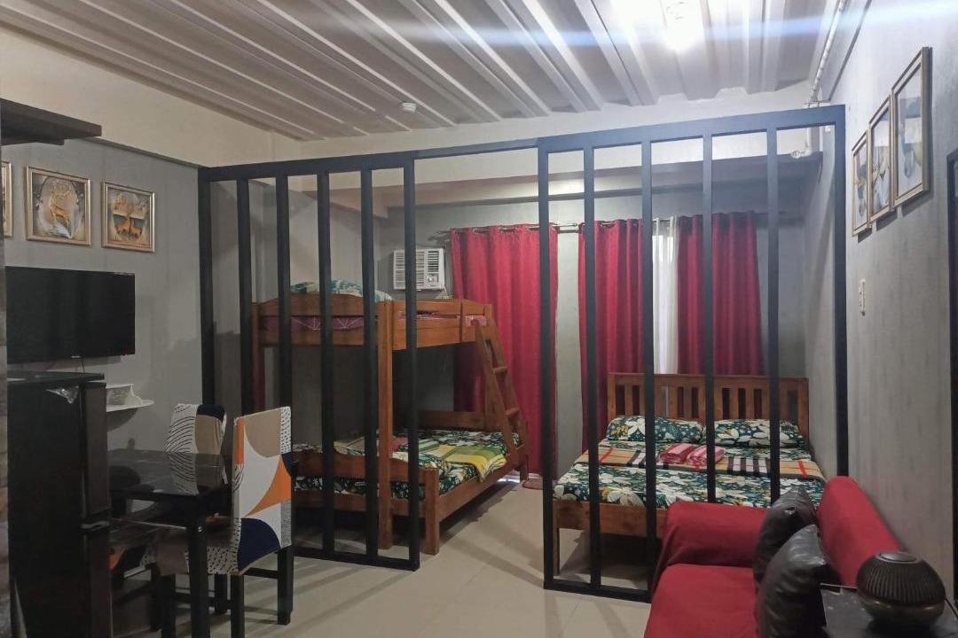 Photo of Others in Moonwalk