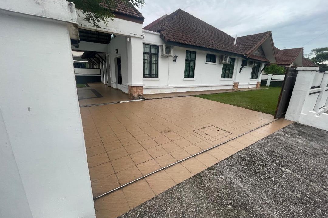 Photo of Buildings in Sri Gading