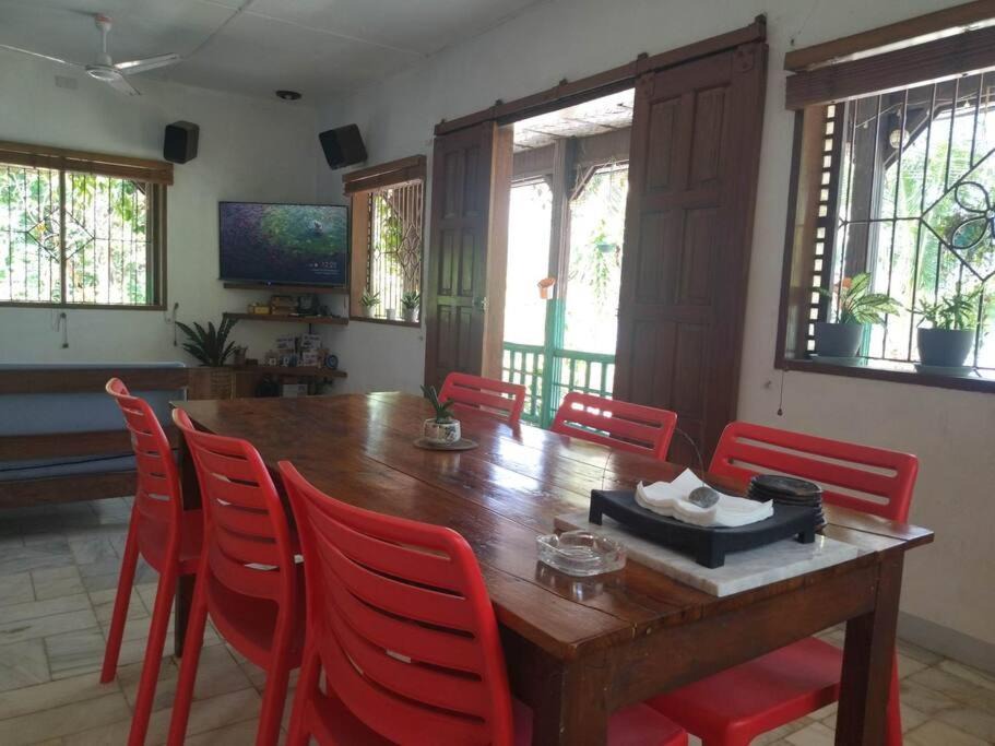 Photo of Livingroom in Puerto Galera