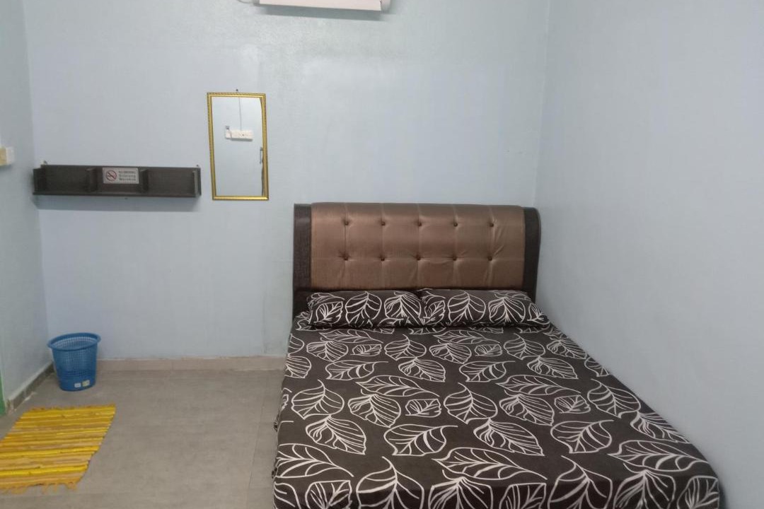 Photo of Bedroom in Pulau Tawar