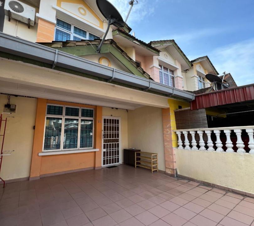 Photo of Buildings in Pulai