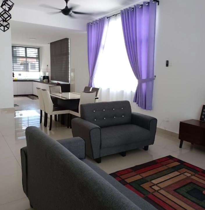 Photo of Livingroom in Bandar Penawar