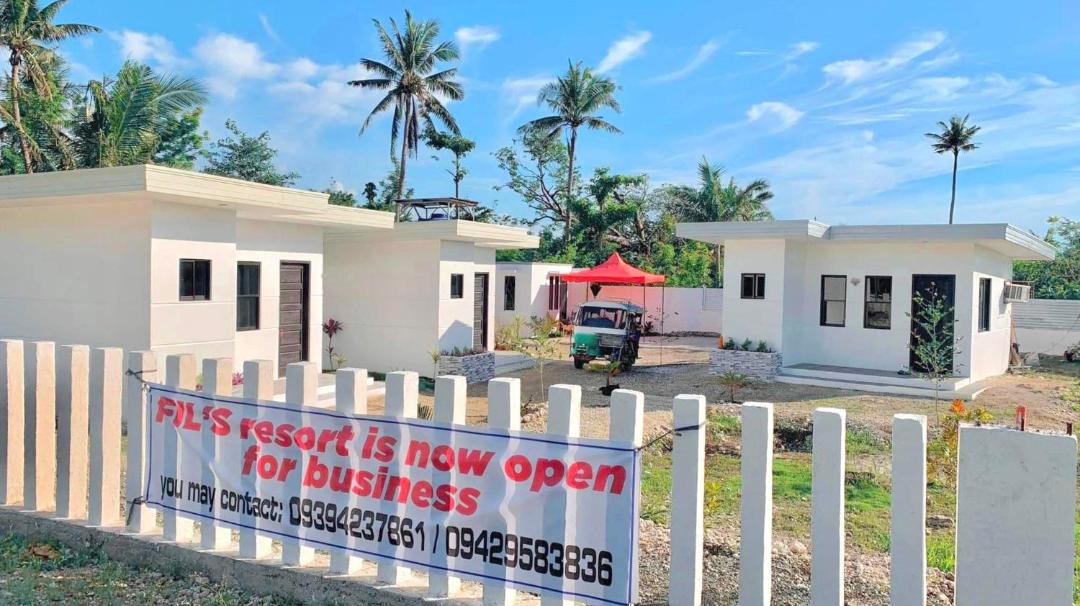 Photo of Buildings in Moalboal